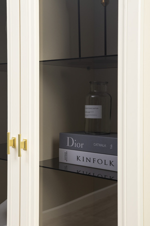 Шкаф-витрина Марион 16.397.02 слоновая кость С341 PE, слоновая кость 6898 ПВХ